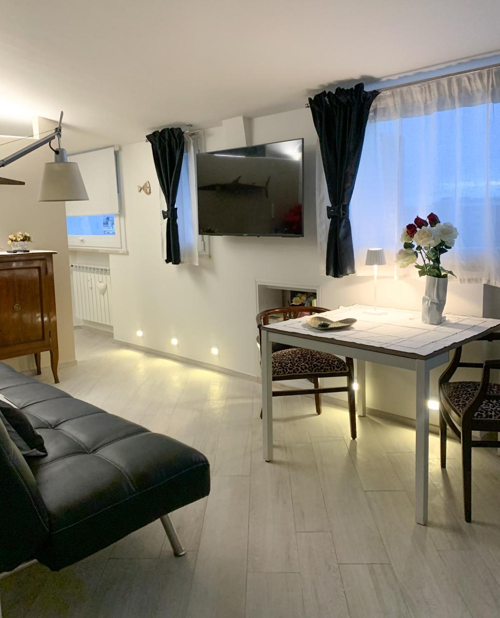 Casina Tuareg Villa Livorno Buitenkant foto